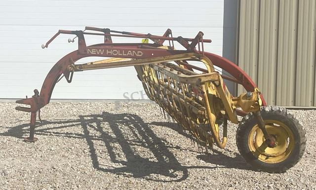 Image of New Holland 256 equipment image 3