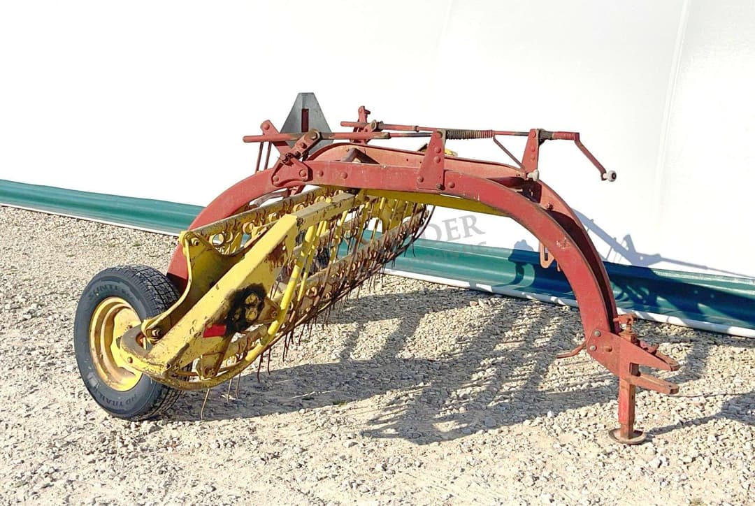 Image of New Holland 256 Primary image