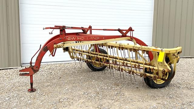 Image of New Holland 256 equipment image 1