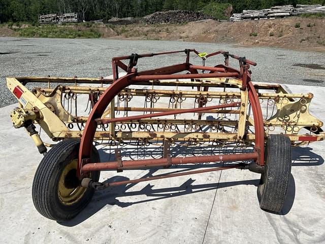 Image of New Holland 256 equipment image 3