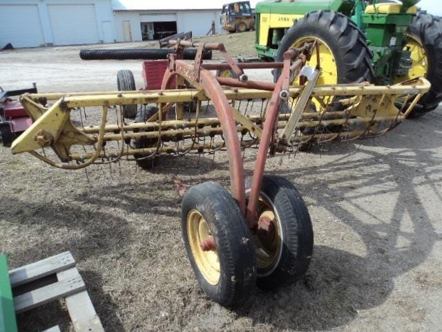 New Holland 258 Equipment Image0