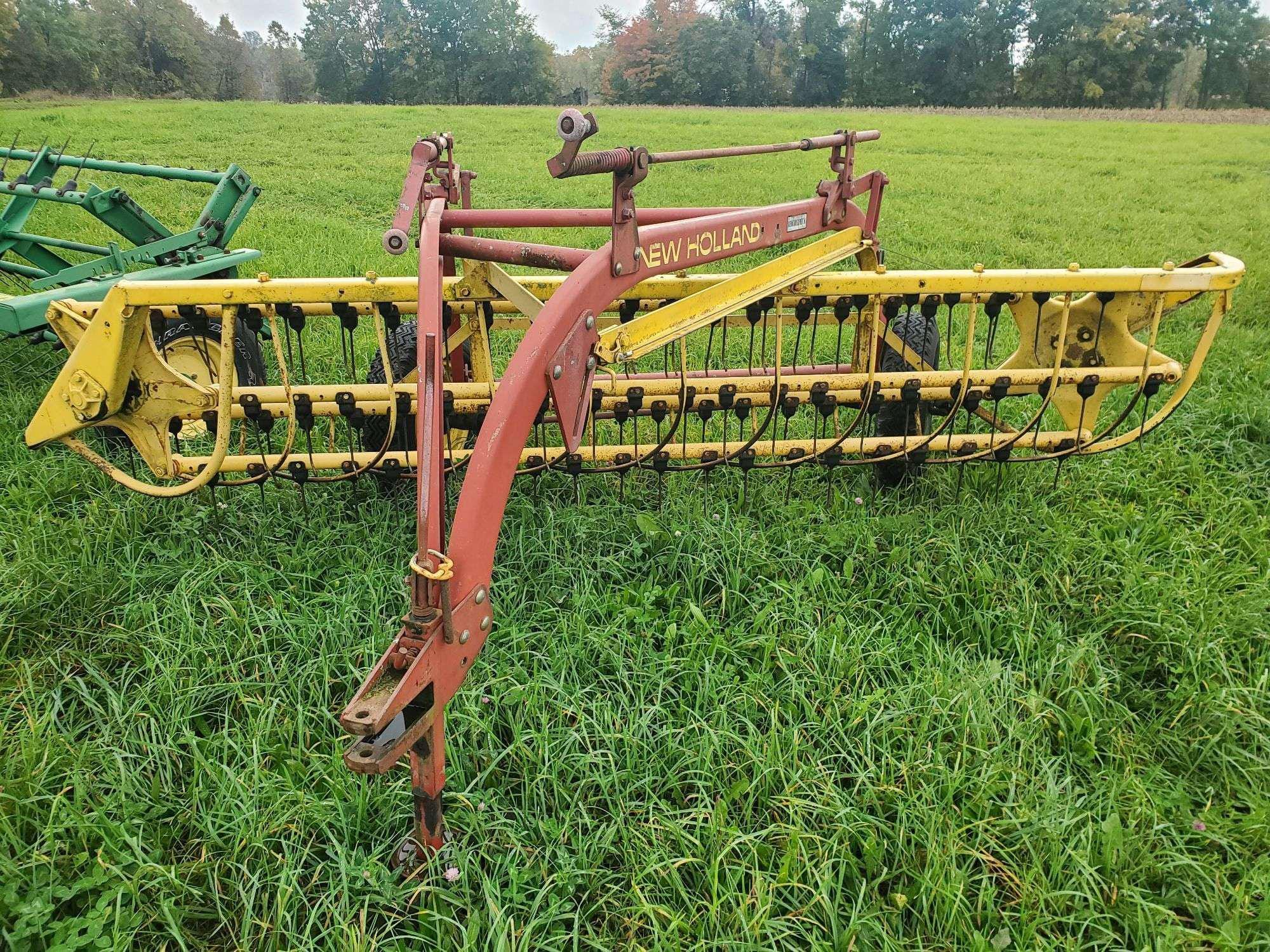 Main image New Holland 258