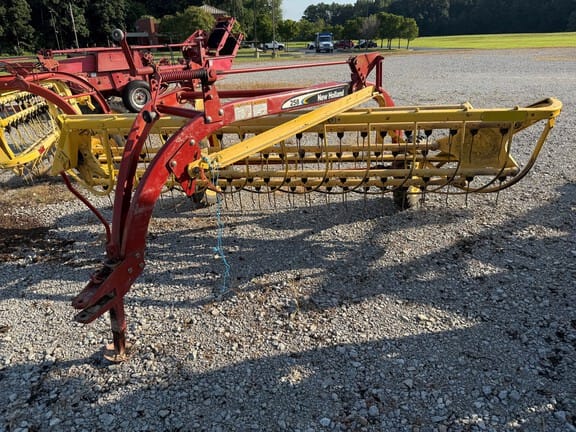 New Holland 258 Equipment Image0