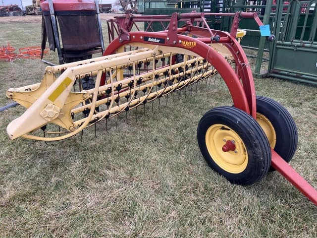 Image of New Holland 258 equipment image 1