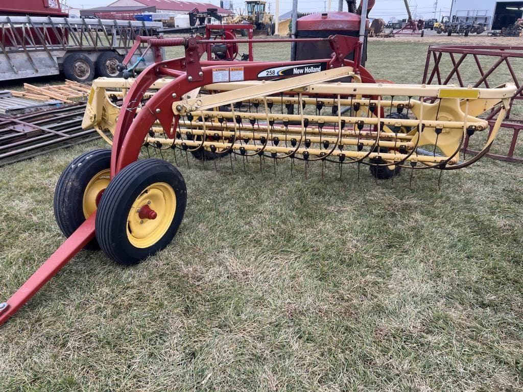 Image of New Holland 258 Primary image