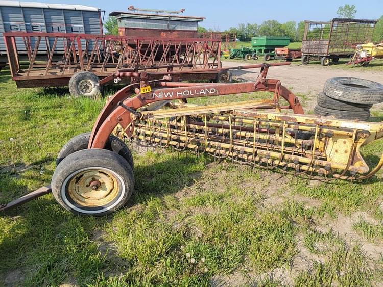Main image New Holland 258 0