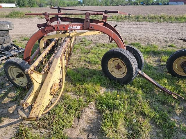 Thumbnail image New Holland 258 1