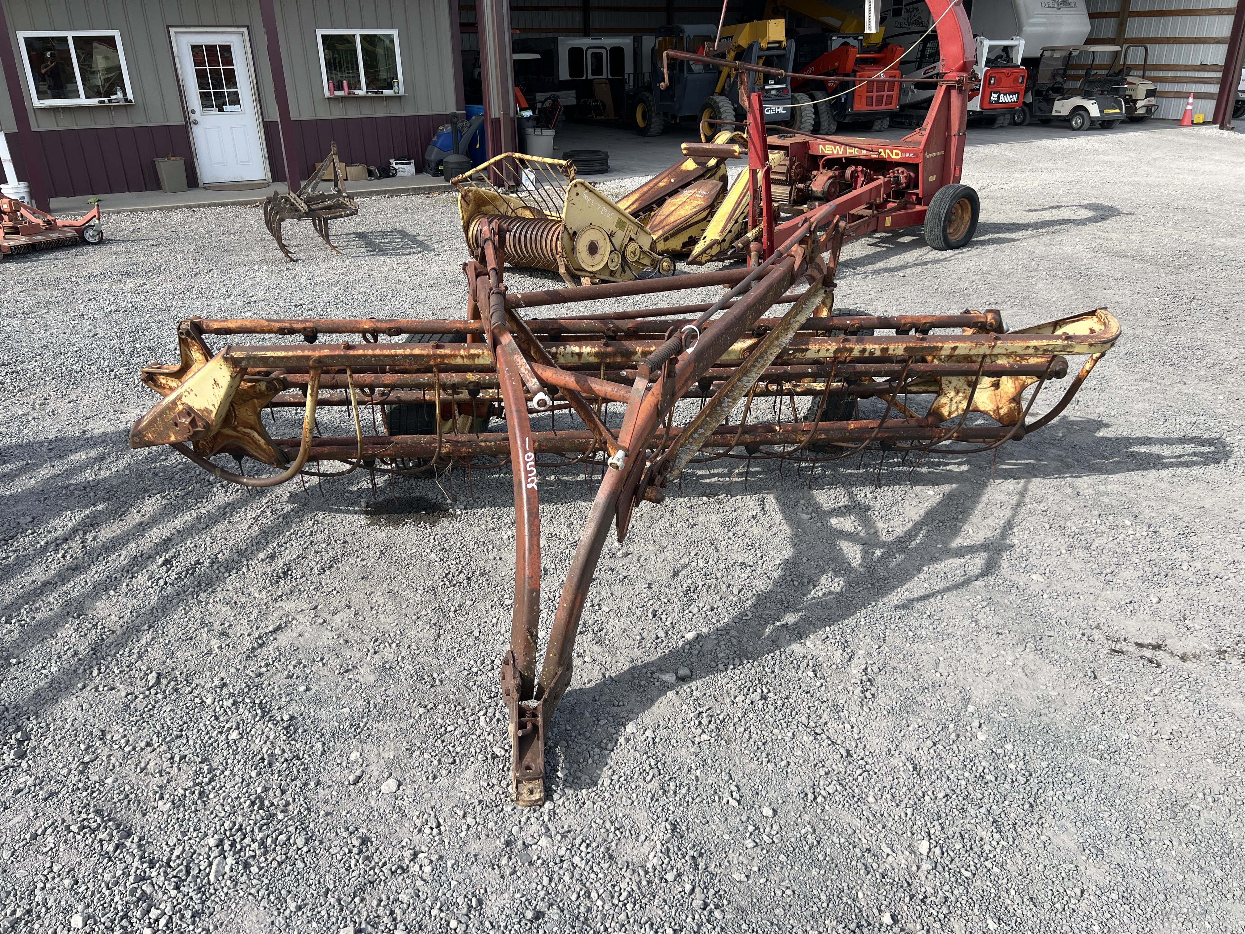 New Holland 258 Equipment Image0