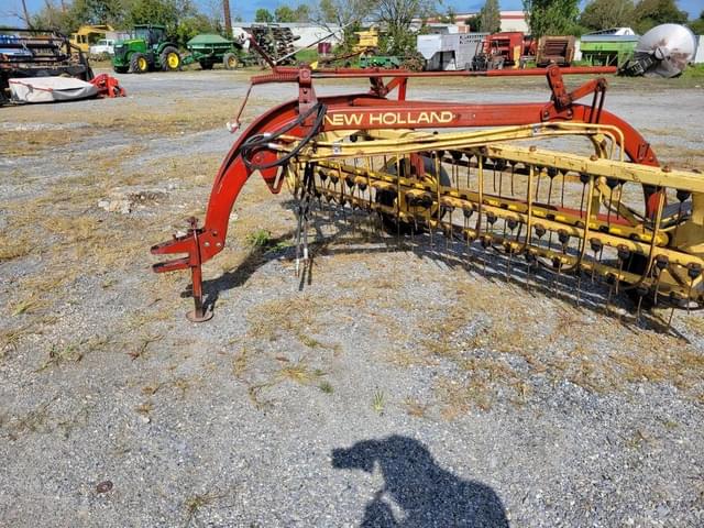 Image of New Holland 258 equipment image 1