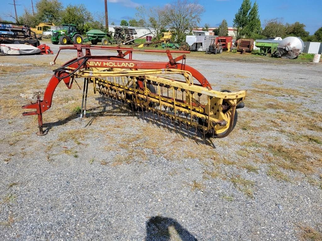 New Holland 258 Equipment Image0