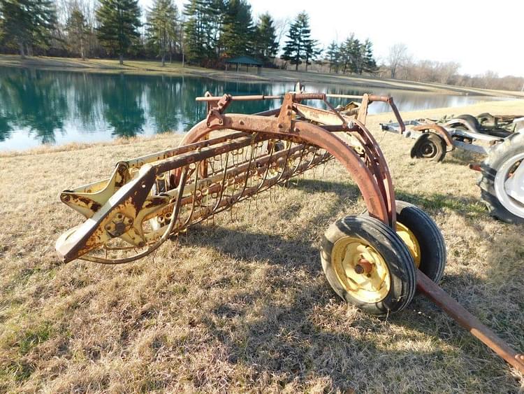 New Holland 258 Hay and Forage Hay - Rakes/Tedders for Sale | Tractor Zoom