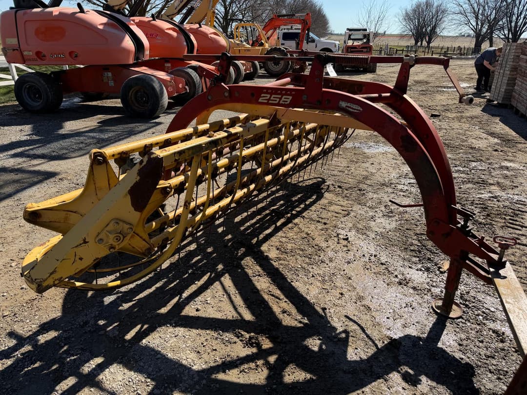 Image of New Holland 258 Image 1