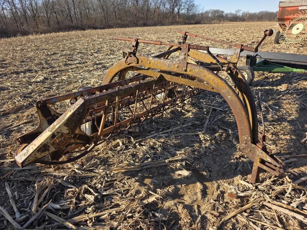 Image of New Holland 258 Image 0