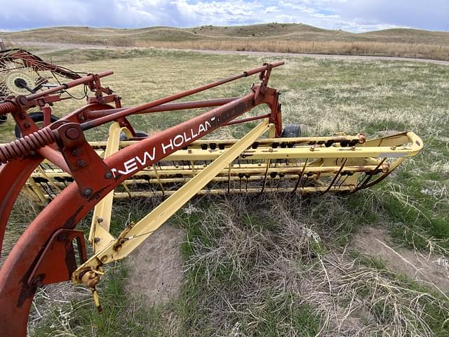 Image of New Holland 258 equipment image 1