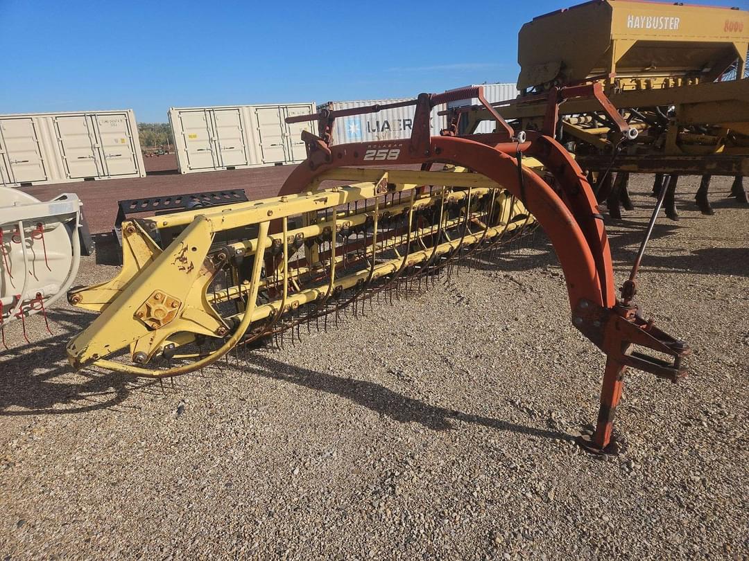 Image of New Holland 258 Primary image