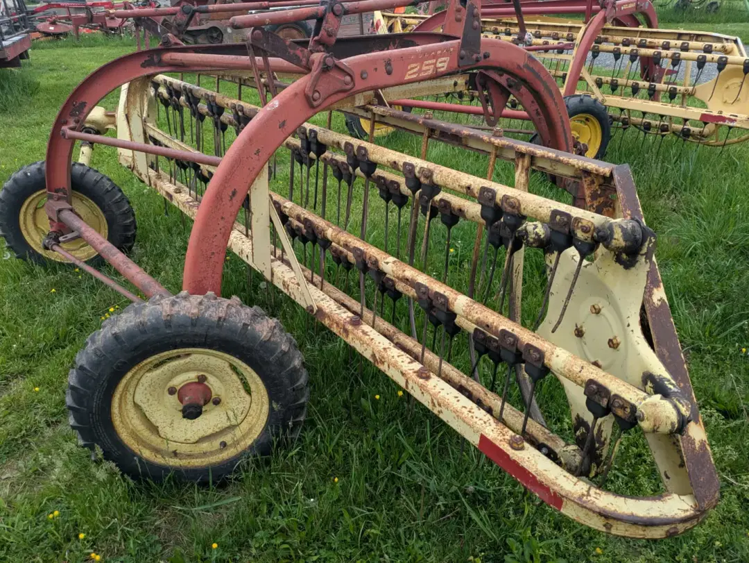 Image of New Holland 259 Image 1