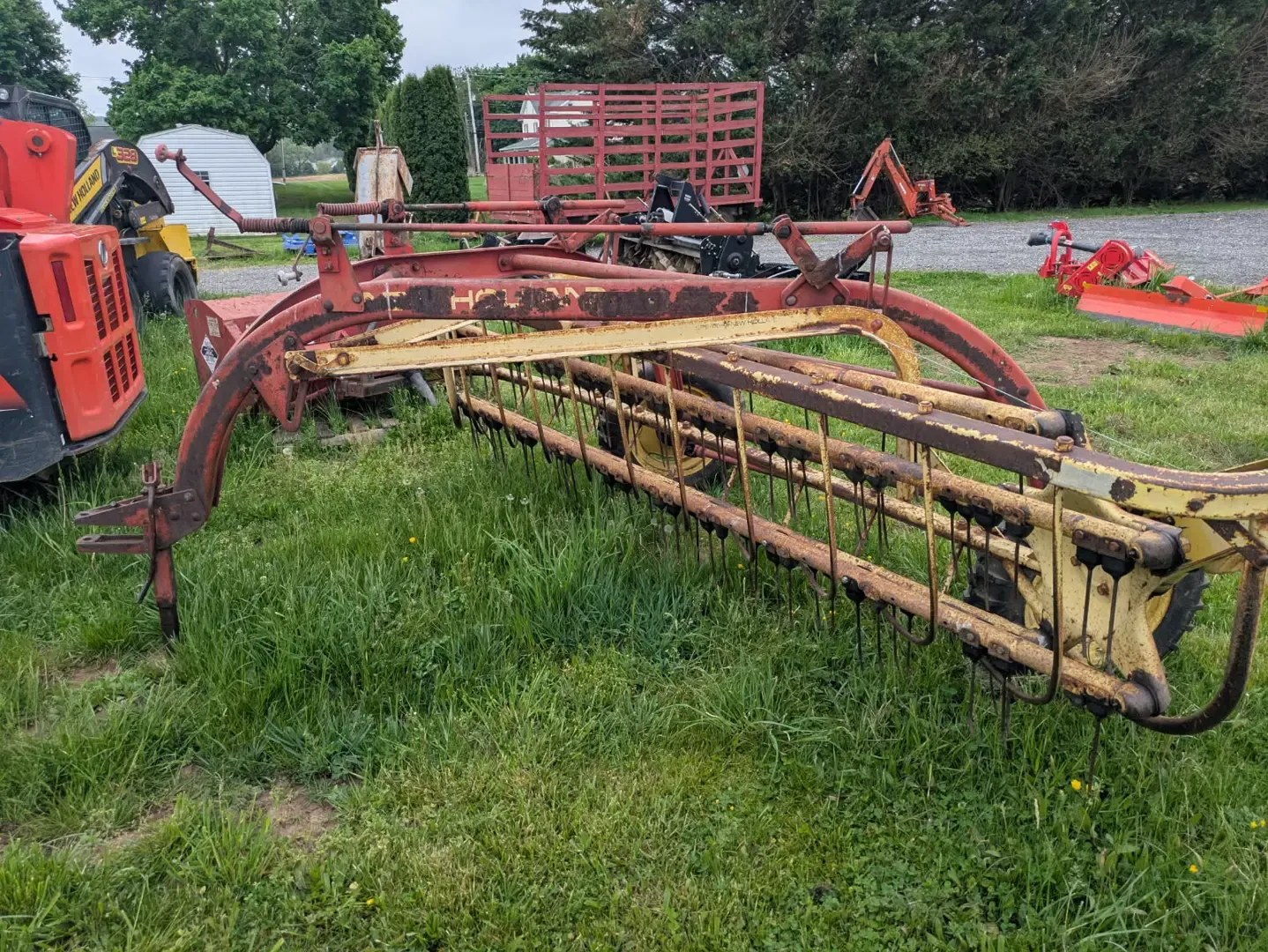 New Holland 259 Equipment Image0