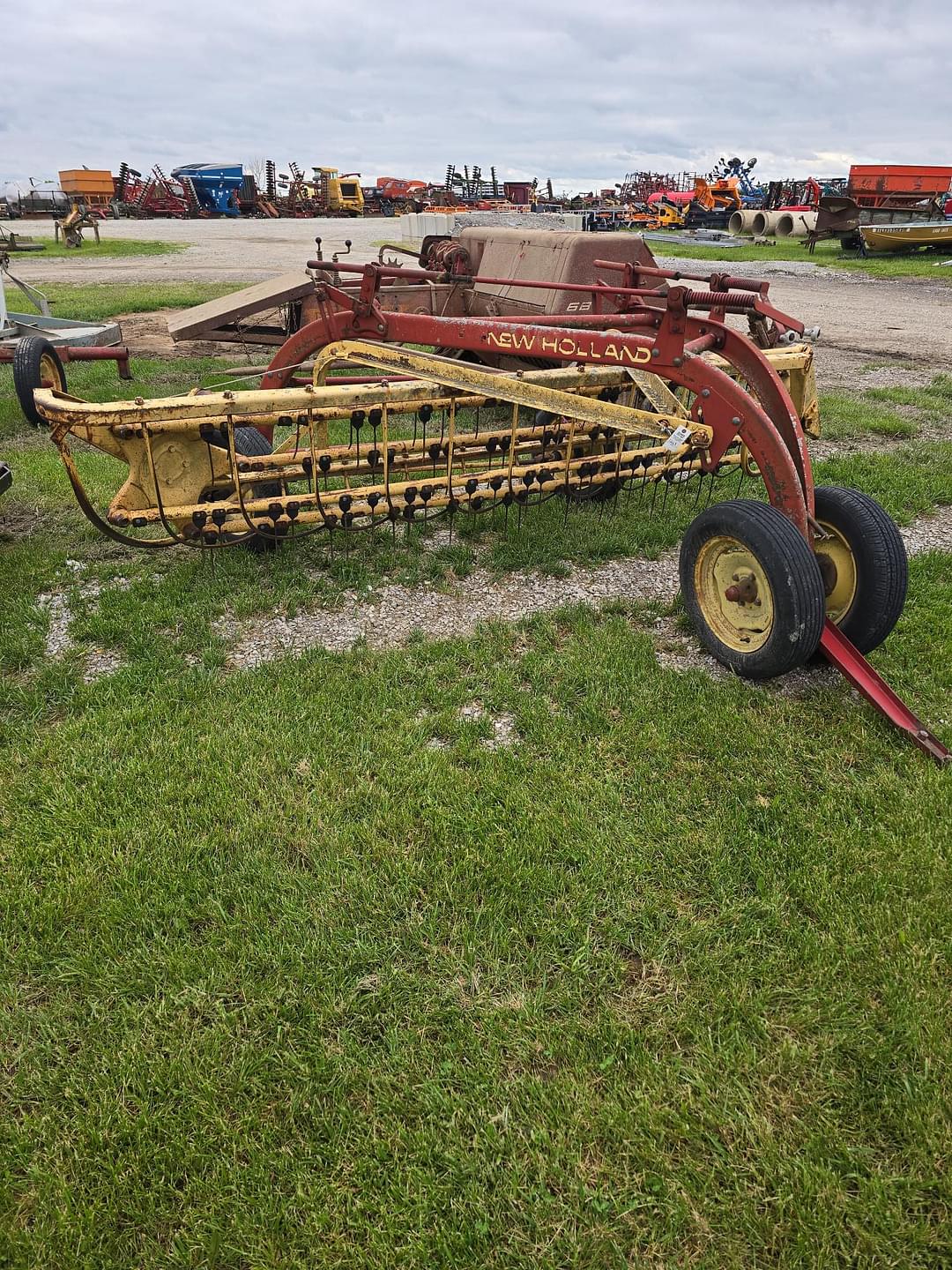 Image of New Holland 260 Primary image