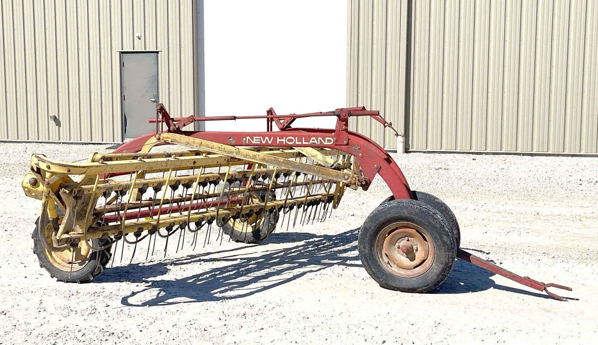 New Holland 260 Equipment Image0