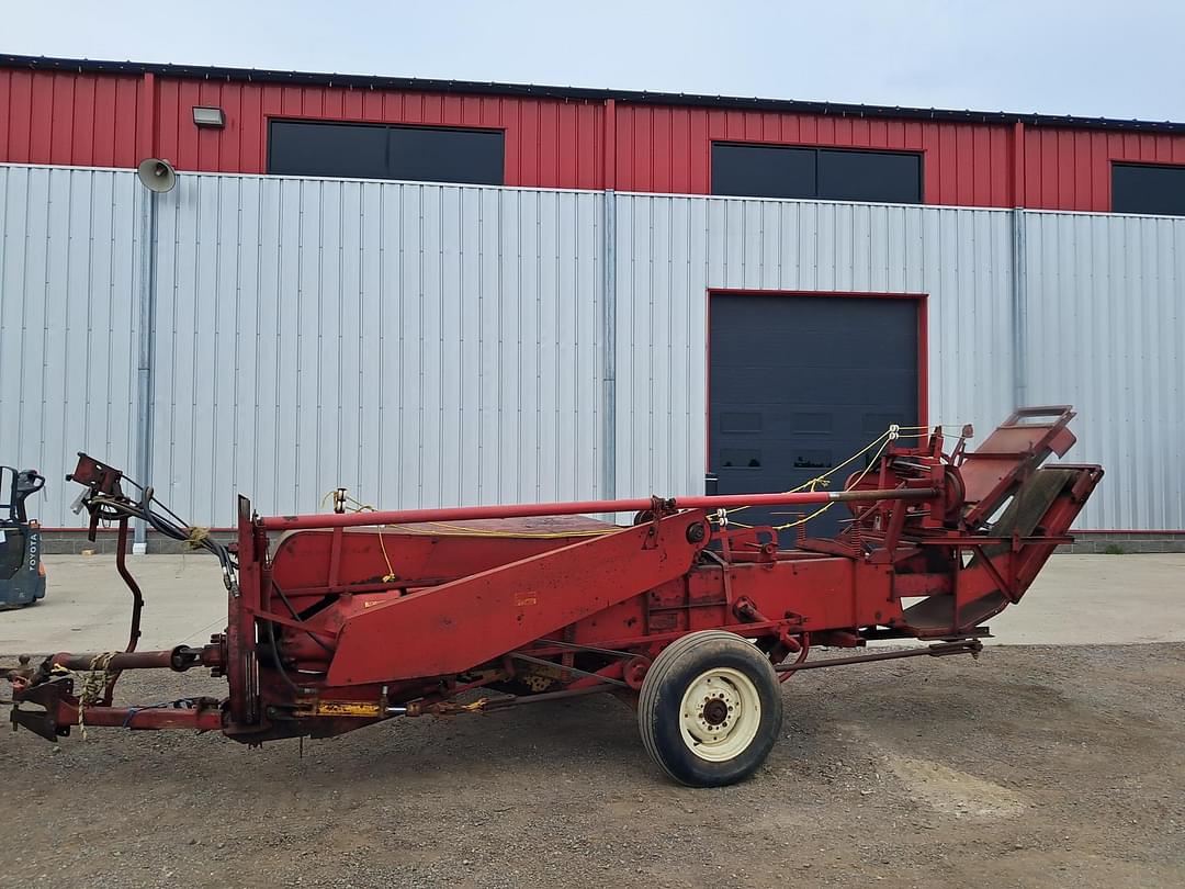 Image of New Holland 268 Primary image