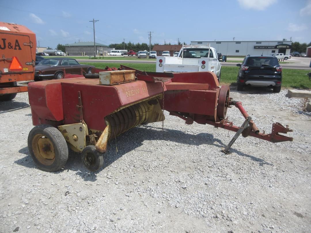 Image of New Holland 268 Primary image
