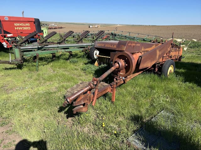 Image of New Holland 269 equipment image 2