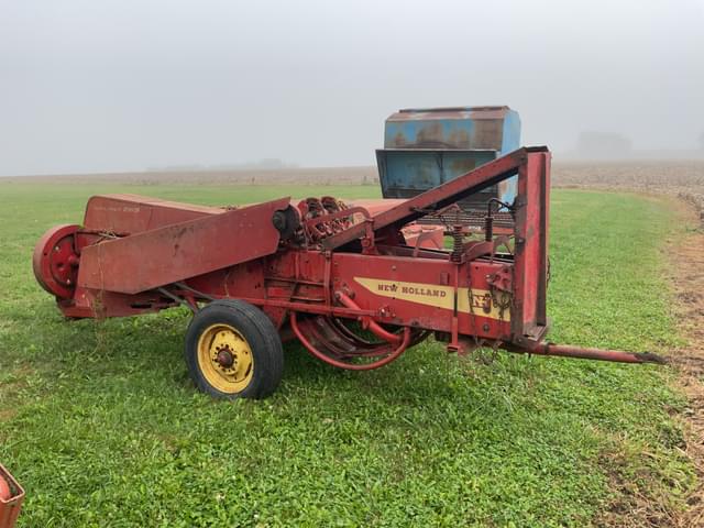Image of New Holland Hayliner 269 equipment image 4