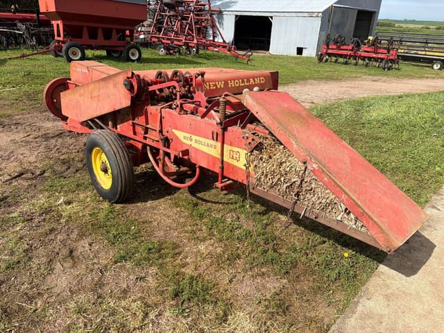 Image of New Holland Hayliner 269 equipment image 3