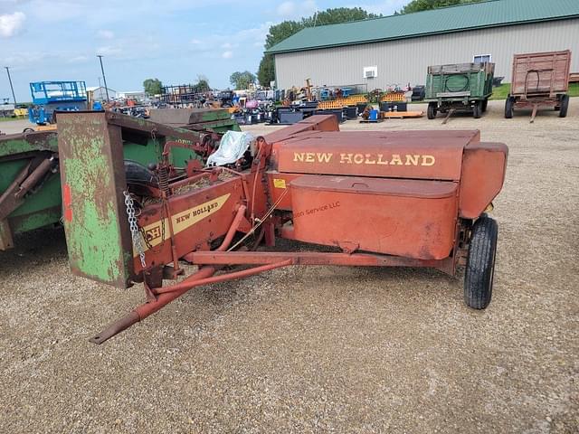 Image of New Holland 269 equipment image 3