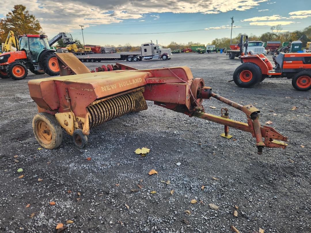 Image of New Holland 269 Primary image