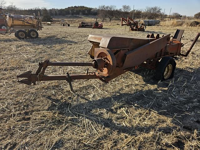 Image of New Holland 269 equipment image 3