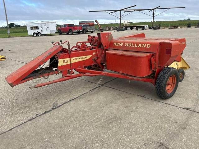 Image of New Holland 269 equipment image 2