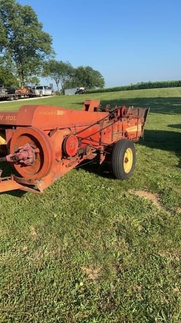 Main image New Holland 269