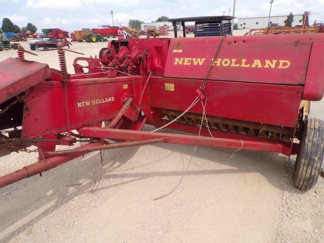 Image of New Holland 270 equipment image 4