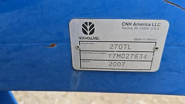 Image of New Holland 270TL equipment image 4
