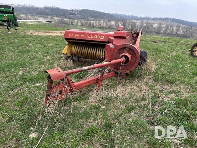 Image of New Holland 273 equipment image 1