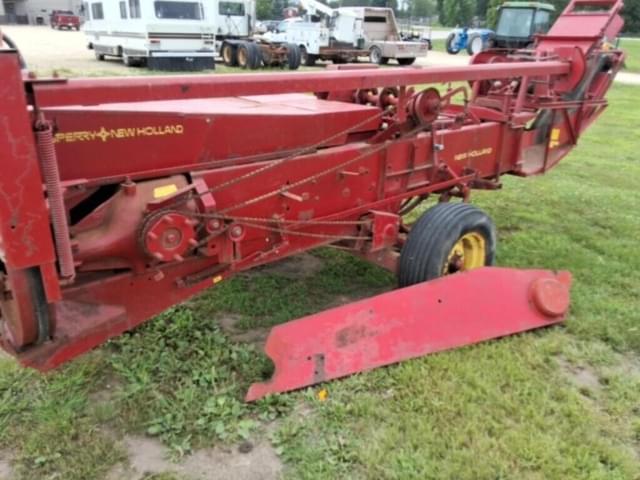 Image of New Holland Hayliner 273 equipment image 3