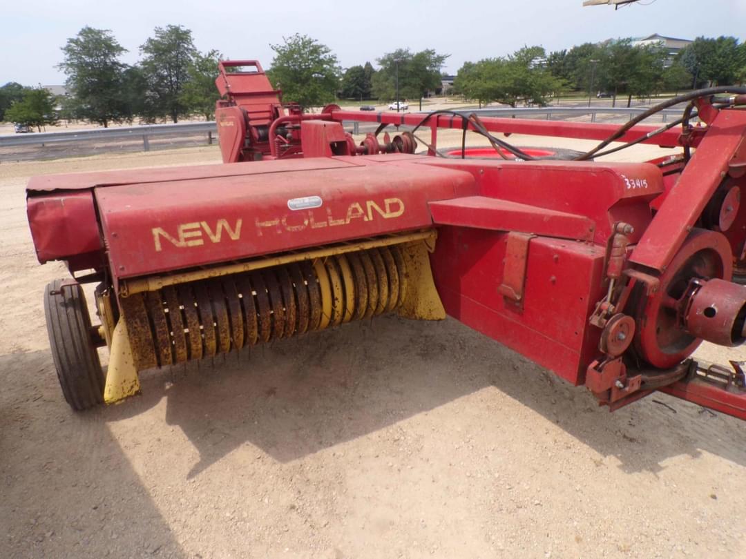 Image of New Holland 273 Primary image