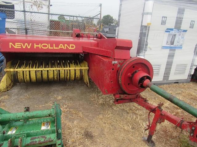 Image of New Holland 273 equipment image 1