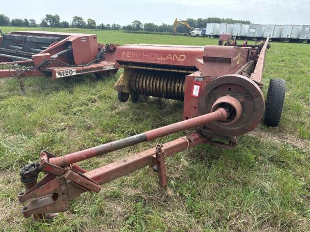 Image of New Holland Hayliner 273 Primary image