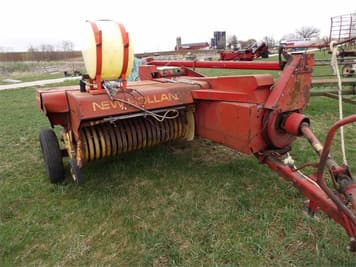 Main image New Holland 273