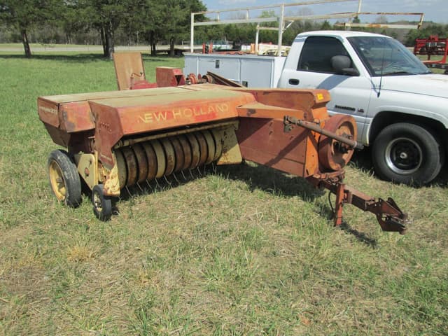 Image of New Holland 273 equipment image 1