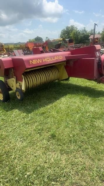 Main image New Holland Hayliner 273