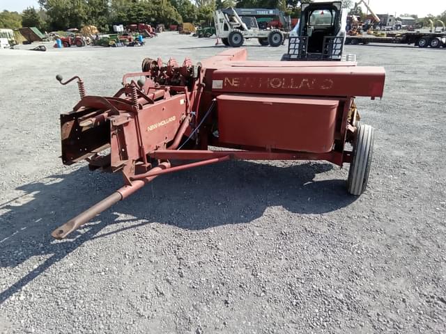 Image of New Holland 273 equipment image 3