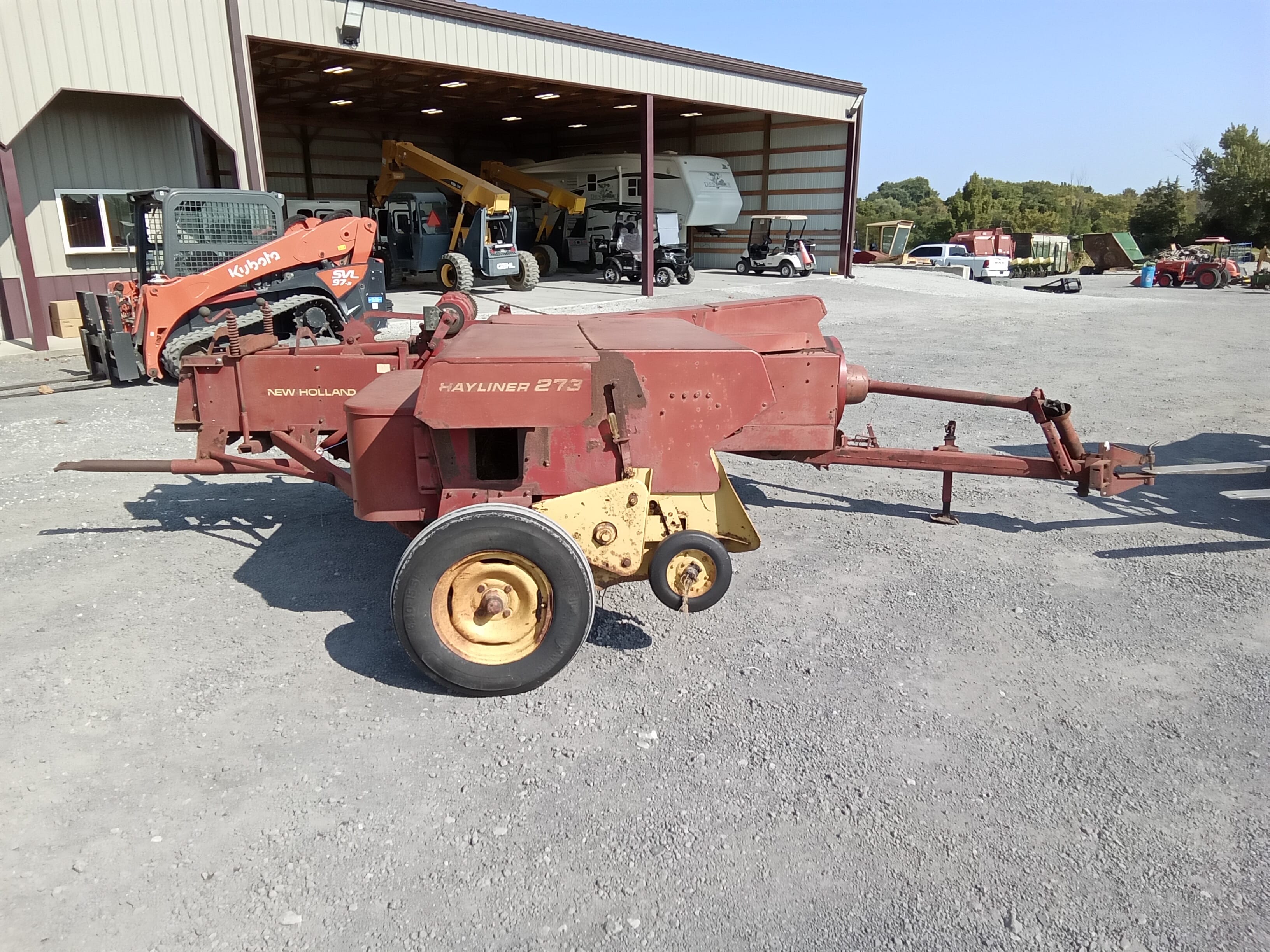 New Holland 273 Equipment Image0