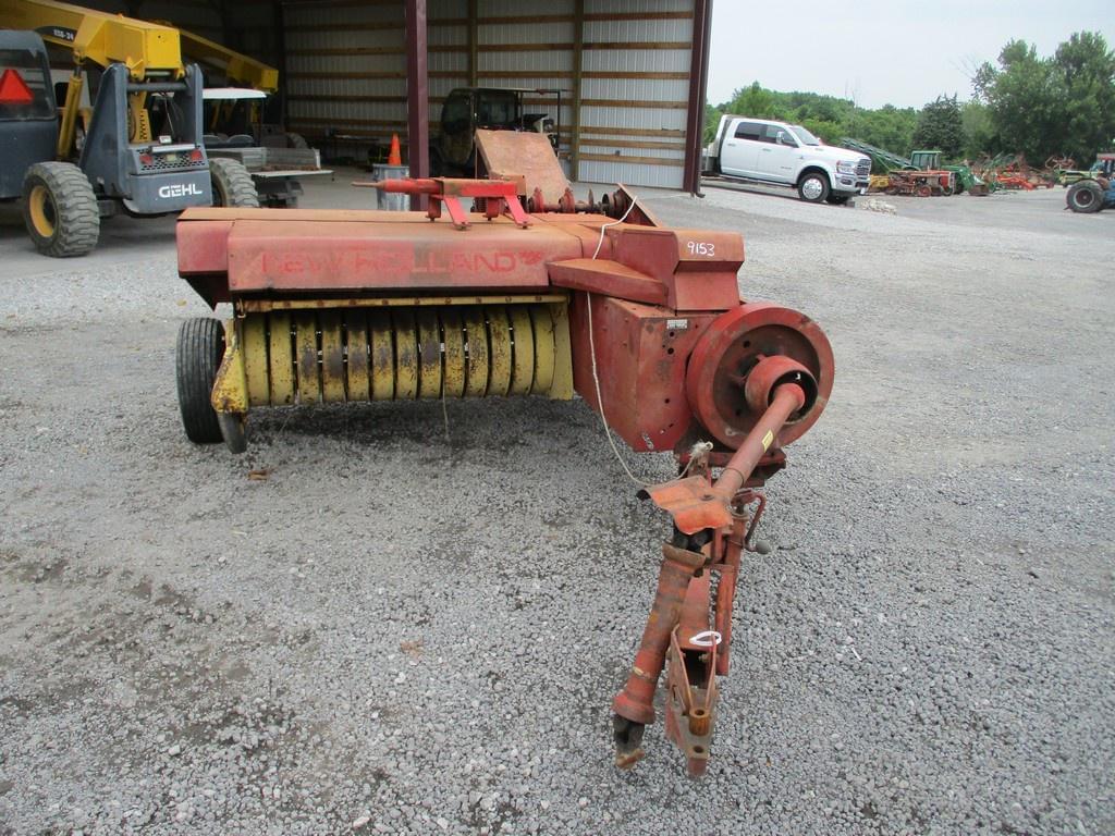 Image of New Holland 273 Primary image
