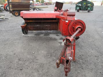 Main image New Holland 273