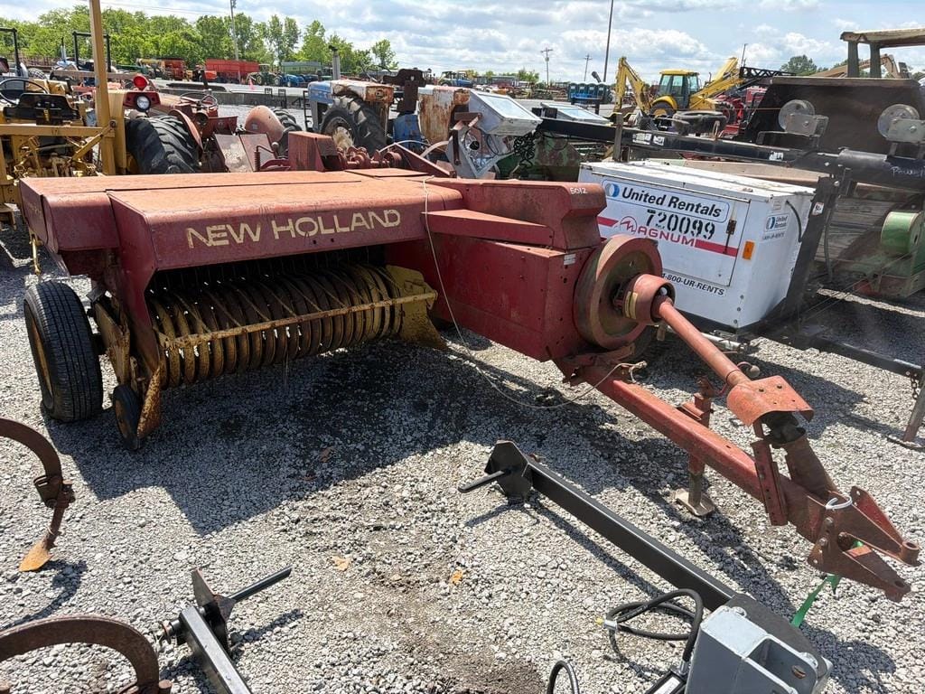 New Holland 273 Equipment Image0