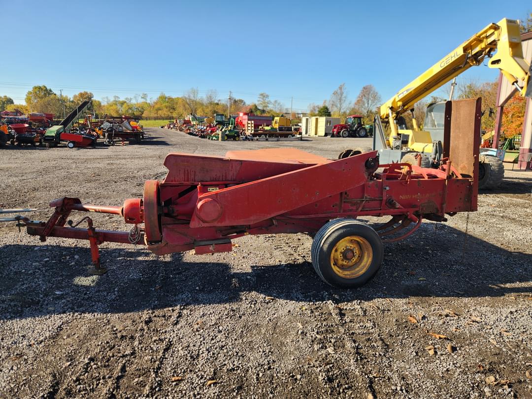 Image of New Holland 273 Primary image