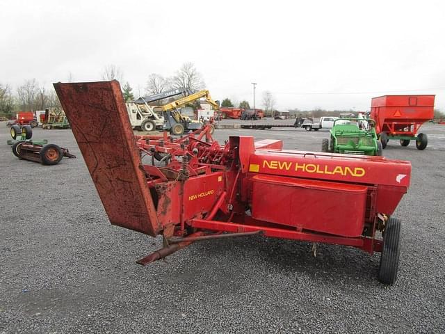 Image of New Holland 273 equipment image 3